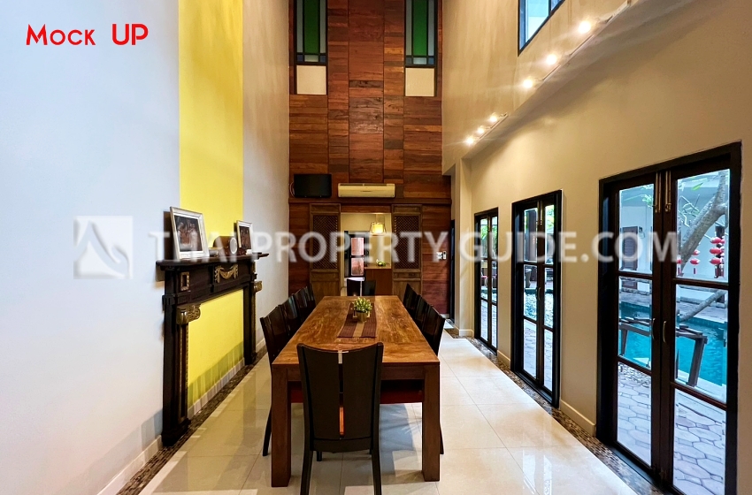 House with Private Pool in Sukhumvit 